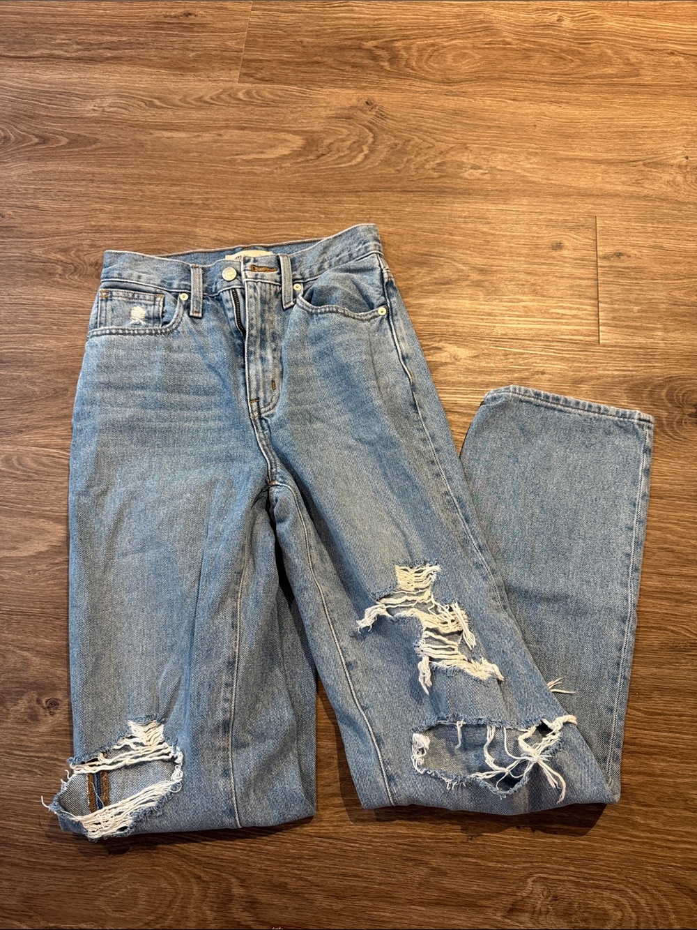 Madewell Light Blue Distressed High-Rise Women’s Jeans (23)